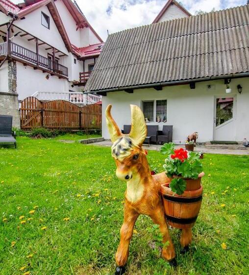 پانسیون Casa Cornelius
