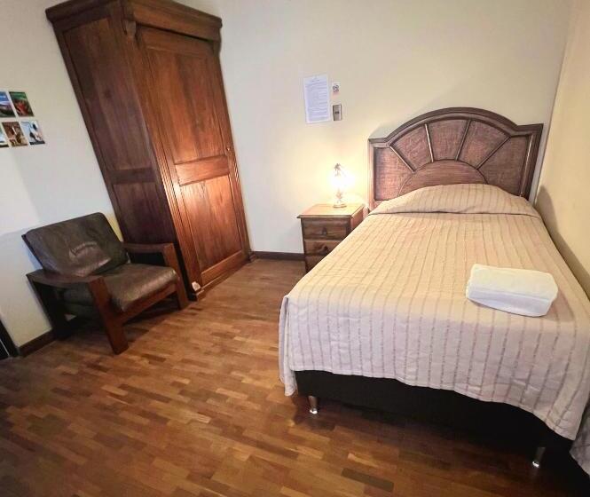 پانسیون Culta Hostel & Cultural Center