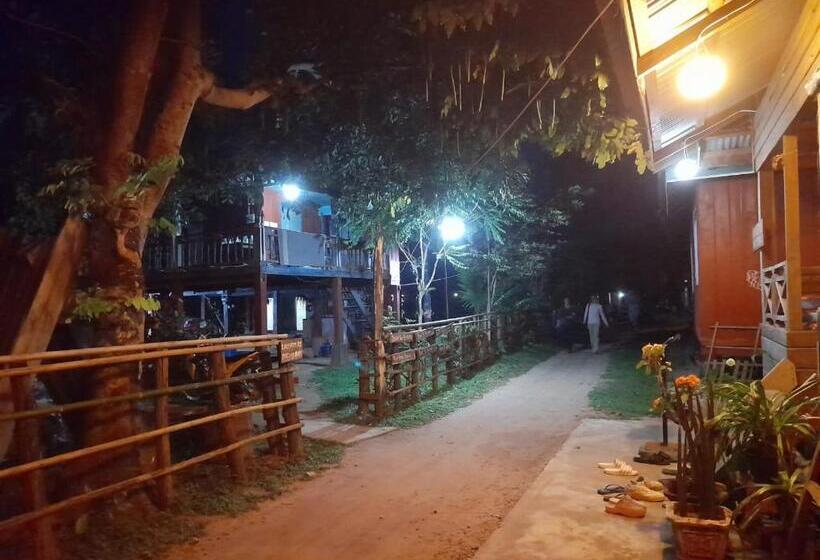 پانسیون Vixay Dorm