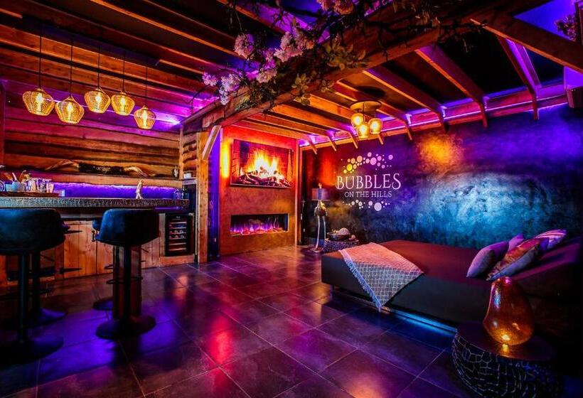 تختخواب و صبحانه Bubbles On The Hills