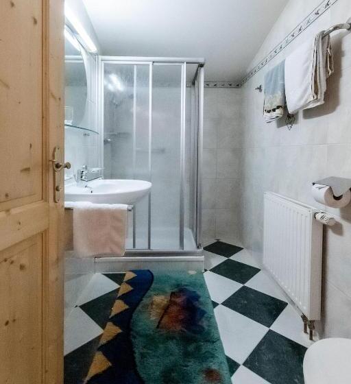 בית מלון כפרי Ferienwohnung Hartlgut