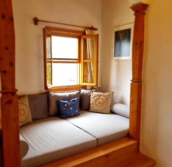 בית מלון כפרי Madran Evi