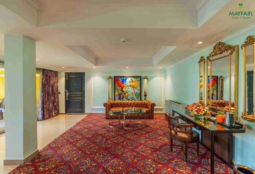 فندق Mayfair Spring Valley Resort Guwahati
