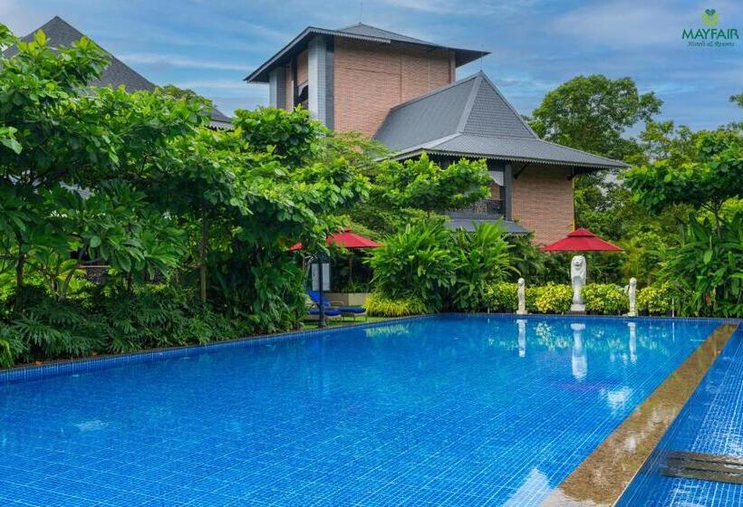 호텔 Mayfair Spring Valley Resort Guwahati