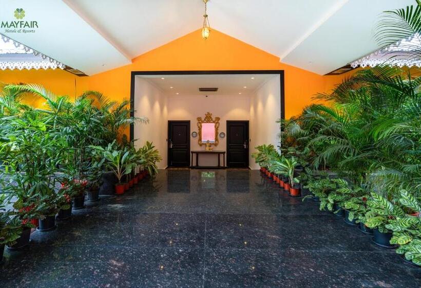 فندق Mayfair Spring Valley Resort Guwahati