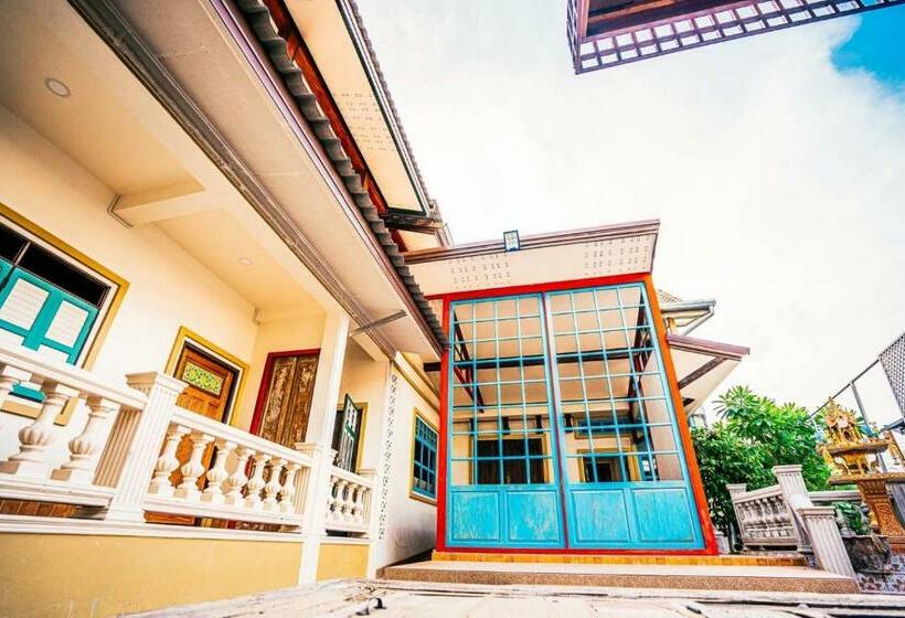 تختخواب و صبحانه Dream House Lodge