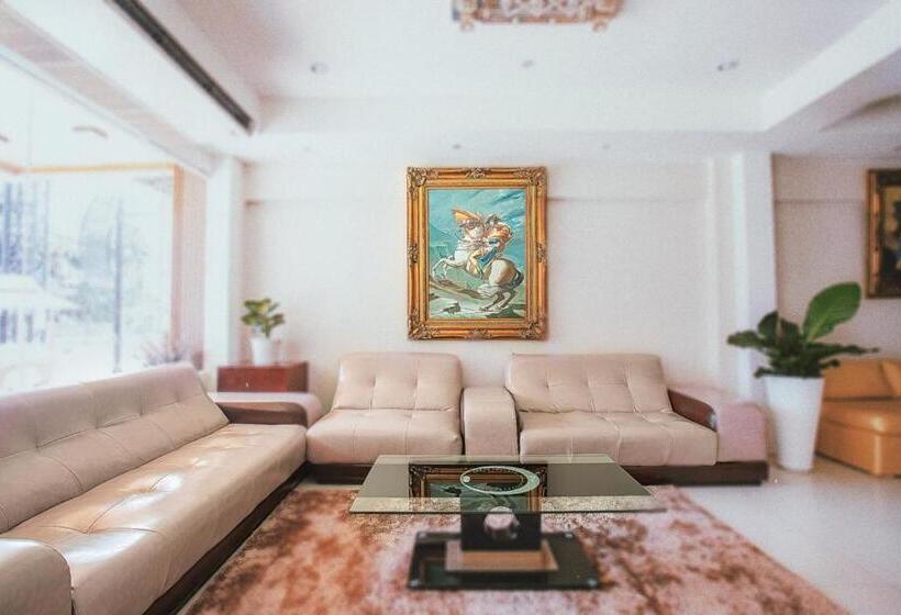 هتل Darling Harbour Residence   South Pattaya