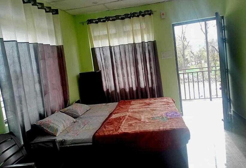 هتل Oyo 81211 Ss Guest House