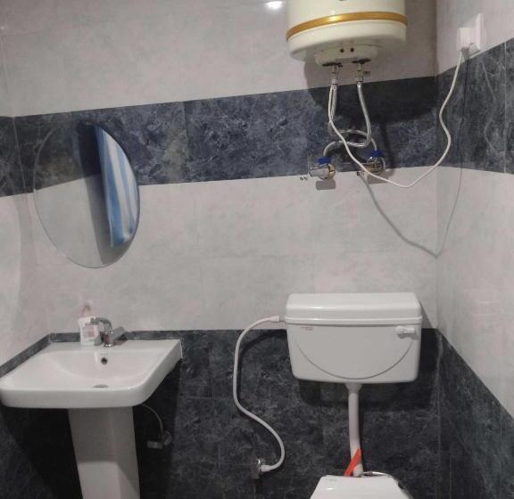 هتل Oyo 81211 Ss Guest House