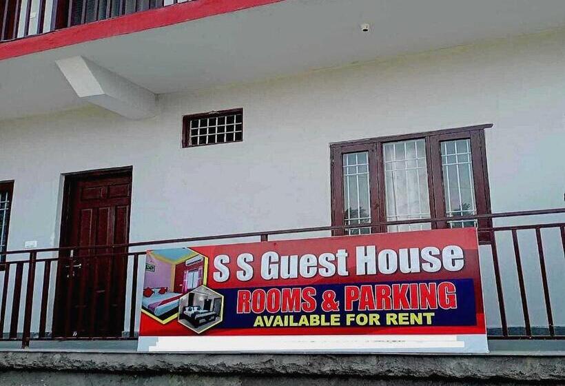 هتل Oyo 81211 Ss Guest House