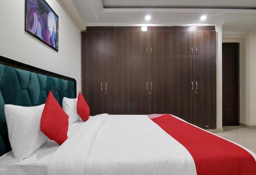 Hotel O Pristine