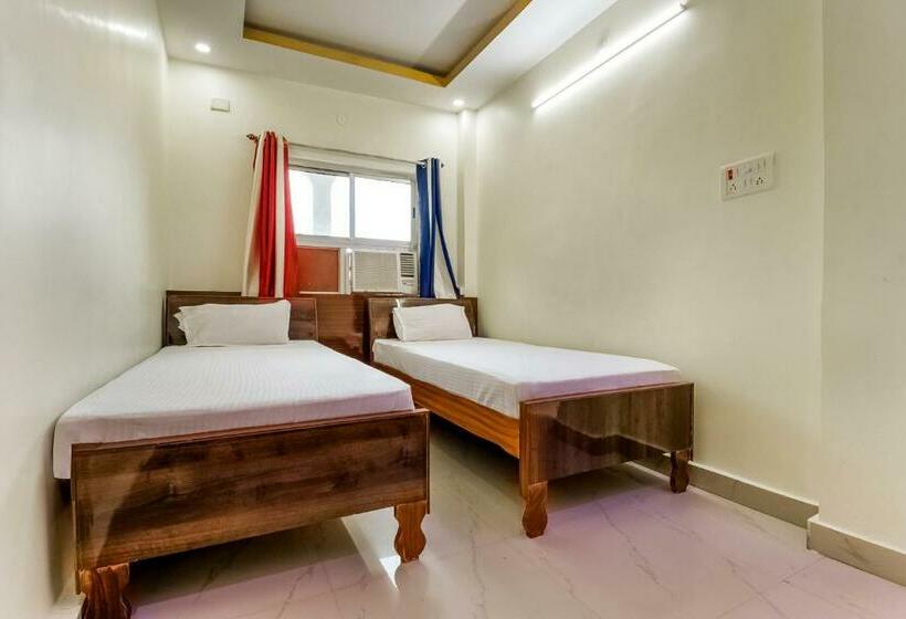 בית מלון כפרי Spot On 81255b Happy Guest House