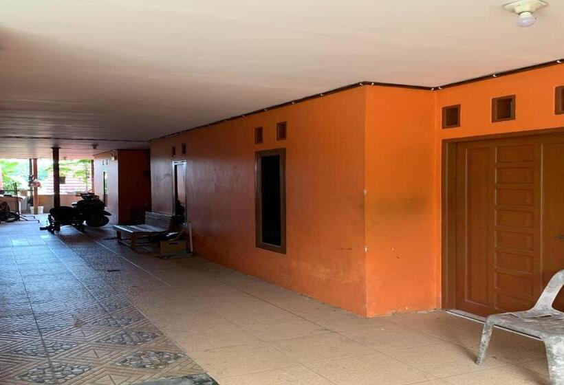 هتل Spot On 92544 Senja Homestay