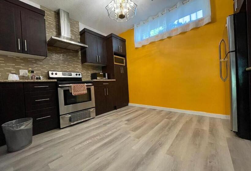 פנסיון The Rhodo Place