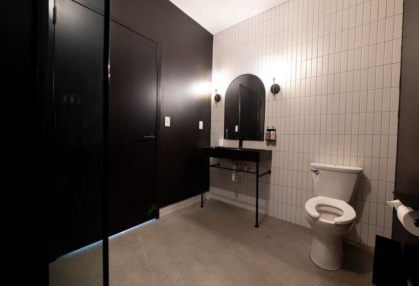 Отель Arch And Cable