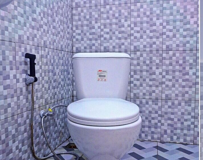 ホテル Oyo 92518 De Luna