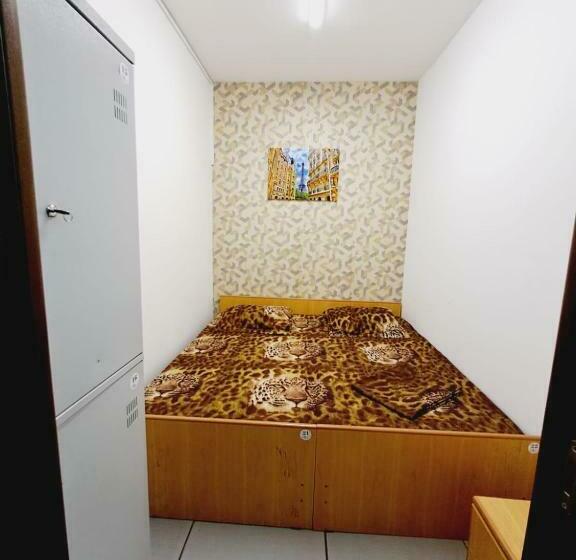 Lav Hostel