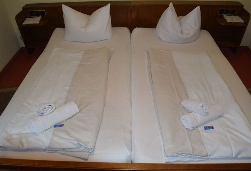 فندق صغير Alte Dorfschänke