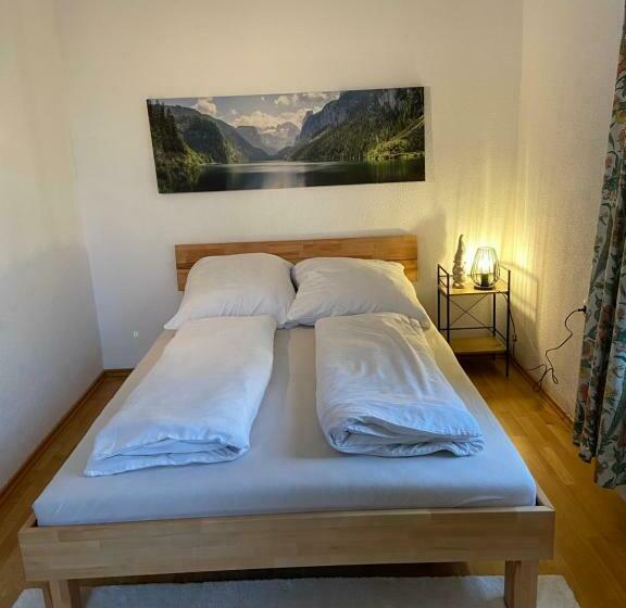 ユースホステル Weinbeisser   Wirt In Freinberg