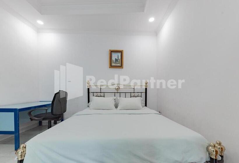 هتل Biru Homestay Bandung Mitra Reddoorz