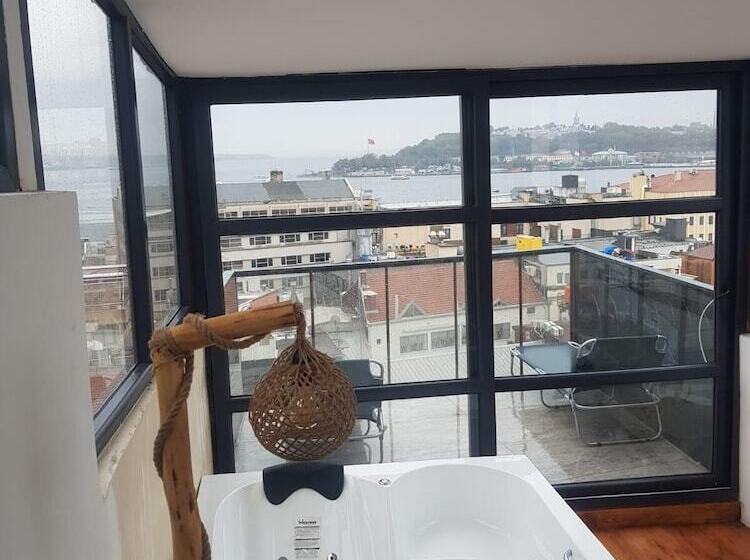 هتل Kat10 Karaköy
