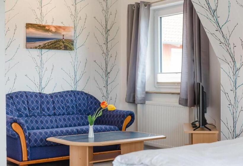 פנסיון Straendhus Bed&breakfast