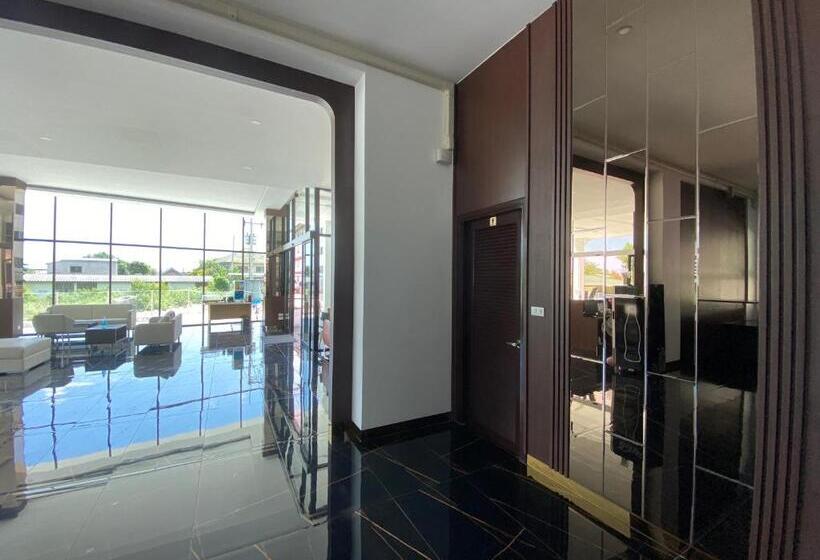 Geen Hotel Chonburi