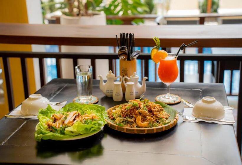 هتل Hoi An Heart Hostel Villa   Bespoke