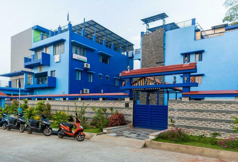 בית מלון כפרי Panism Lifestyle