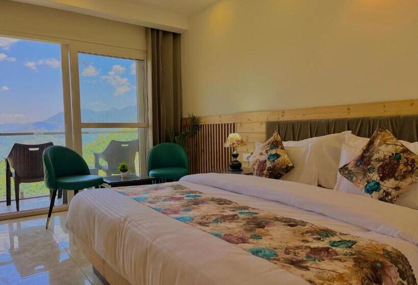 Отель Pinerock & Cafe, Mussoorie   Mountain View Luxury Rooms With Open Rooftop Cafe