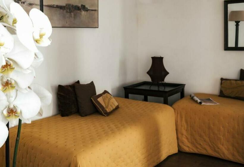 Surplage Hotel Cavalière