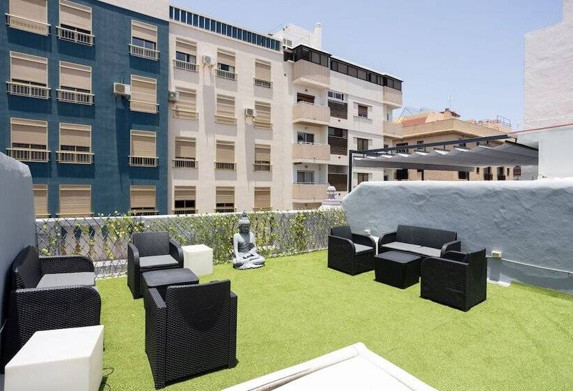 Wanderlust Hostel