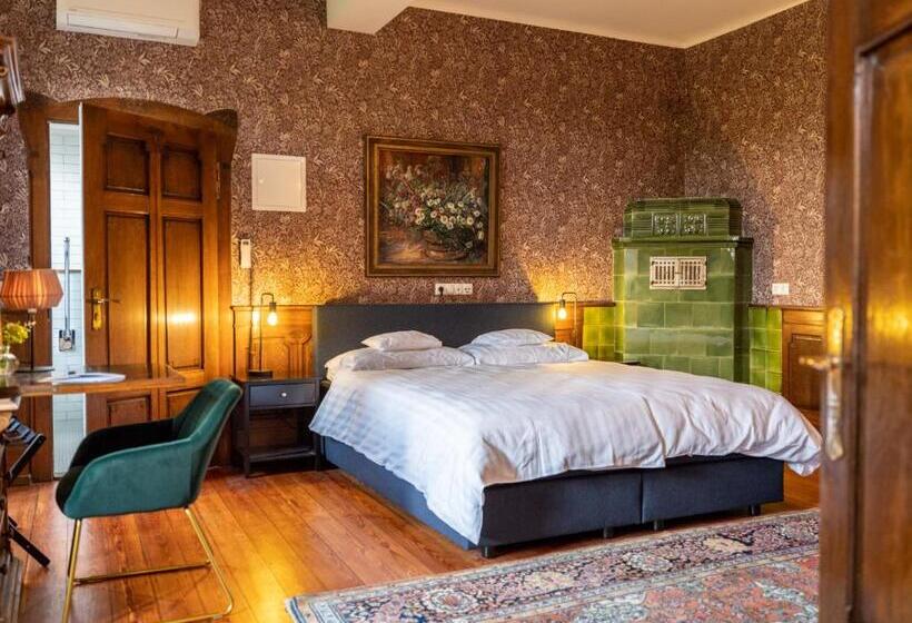 ユースホステル Gästehaus Schloss Janson