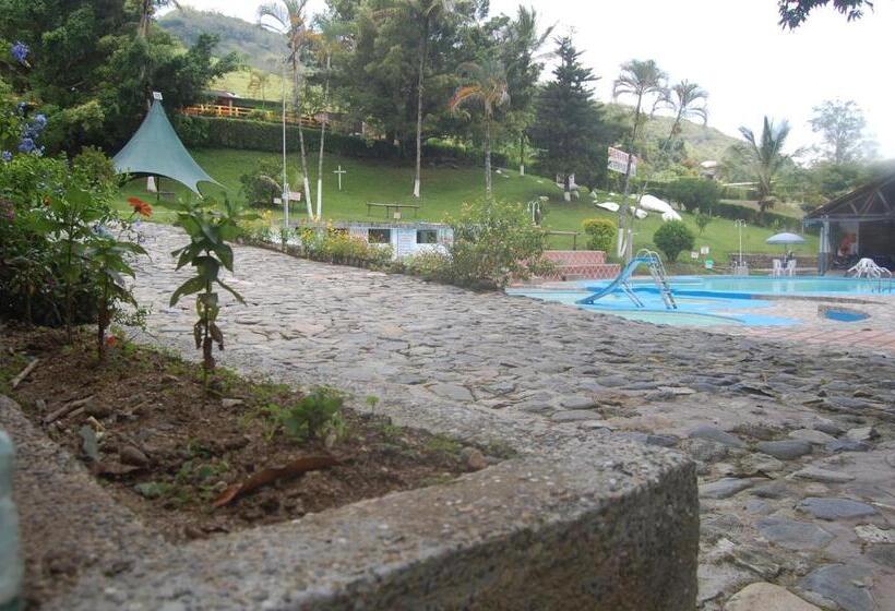 בית מלון כפרי Hosteria Puerta Del Nus