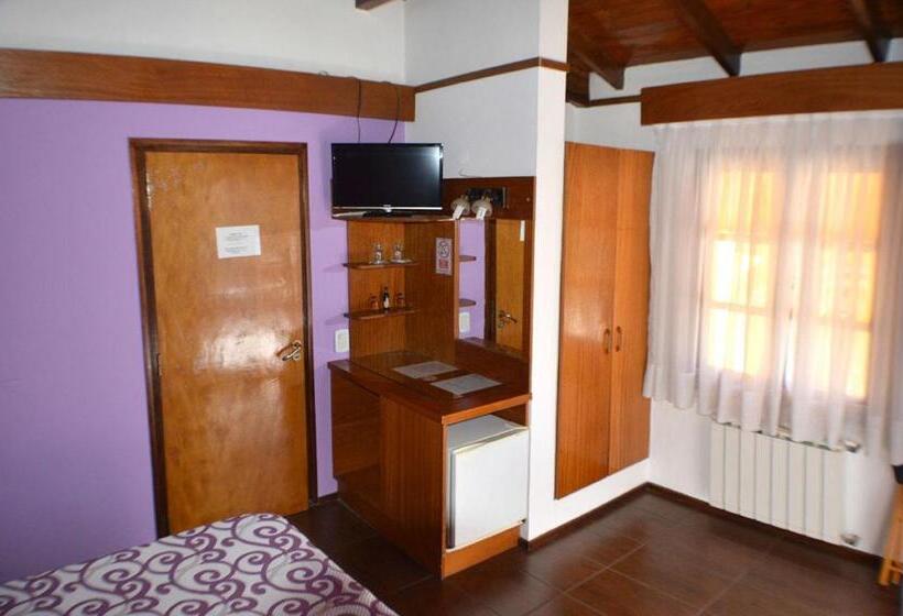هتل Posada Nehuen