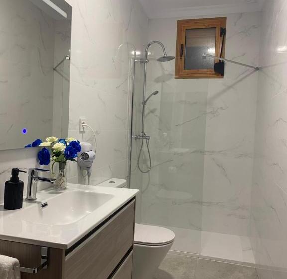 پانسیون Suites Benalup Centro