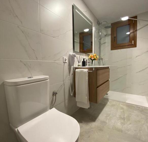 پانسیون Suites Benalup Centro