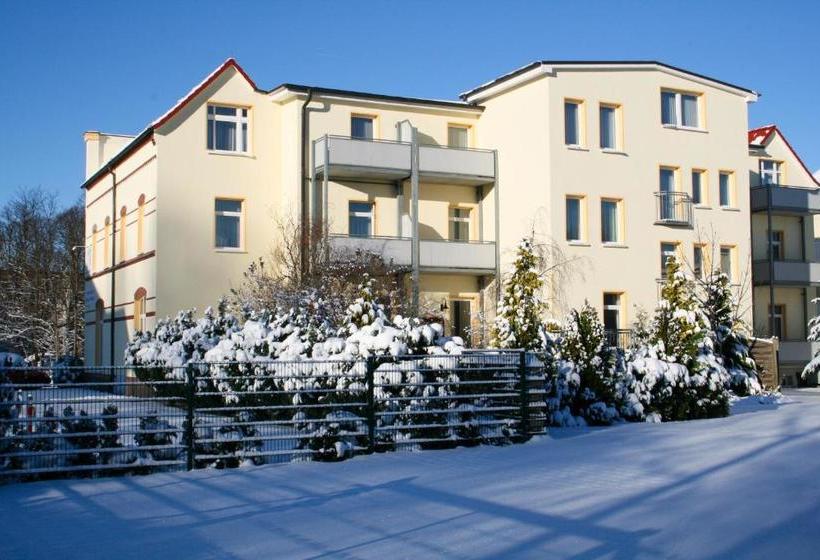 هتل Appartementhaus Zum Strandkorb