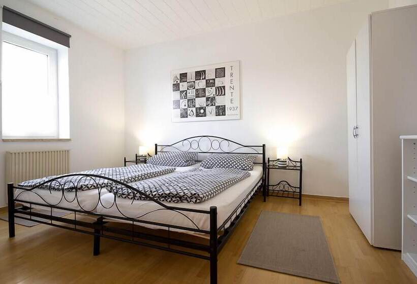 ホテル Feriendorf Slawitsch