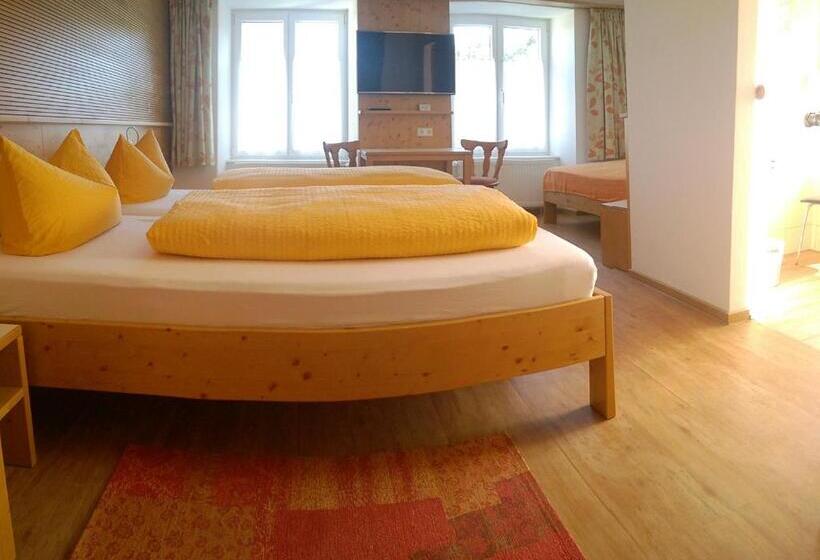 酒店 Gasthaus Storchen