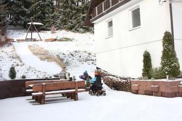 هتل Pension Walddorf