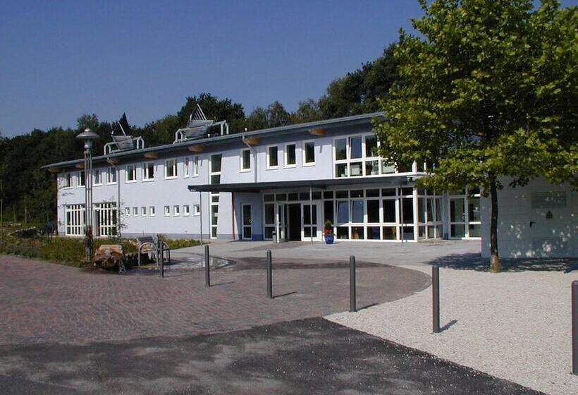 ホテル Tat Tagungs  Und Gästehaus