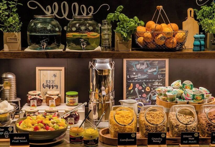 Motel One Munich   Olympia Gate
