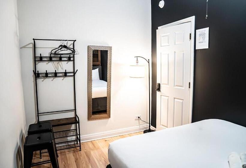 Stay 424 Hostel