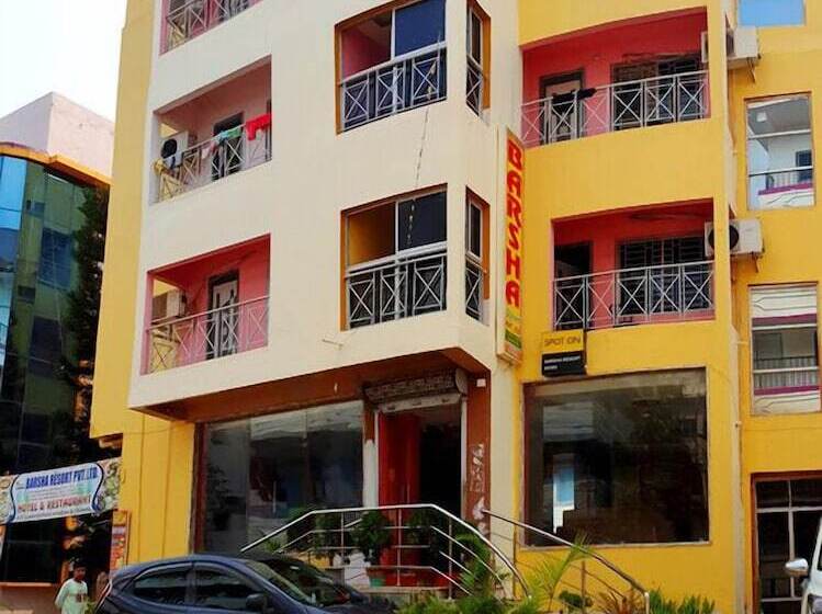 هتل Barsha Resorts Pvt Ltd