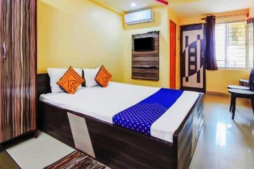هتل Barsha Resorts Pvt Ltd
