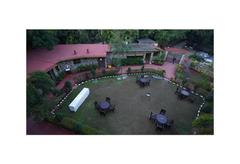 فندق Hr Dukes Den Resort