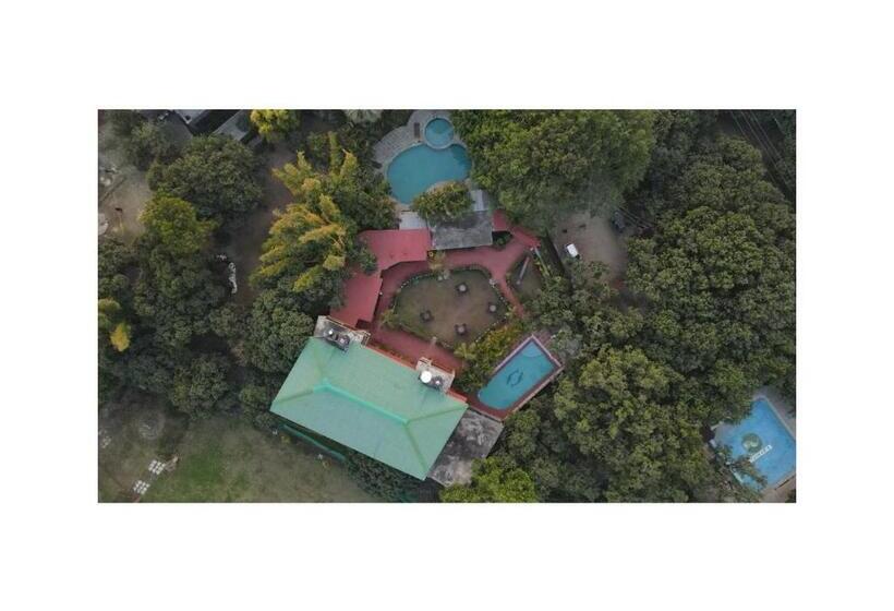 فندق Hr Dukes Den Resort