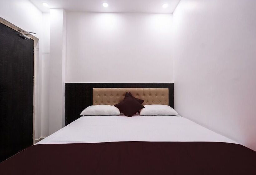 酒店 Nova Inn