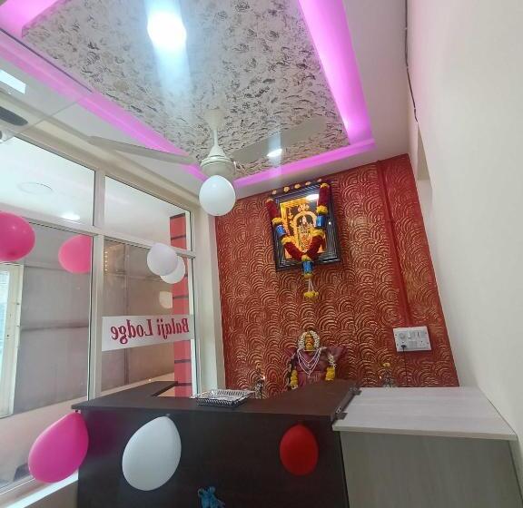 Отель Oyo Balaji Lodge